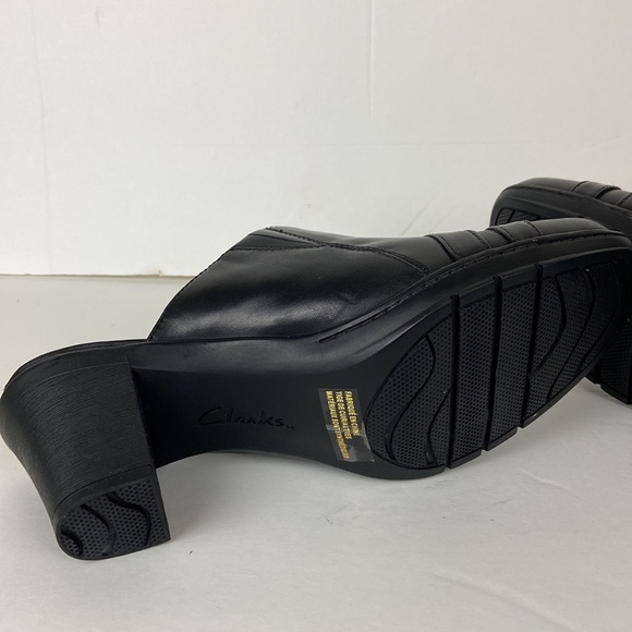 Clarks Bendable Leather Upper Mules - Picture 7 of 11